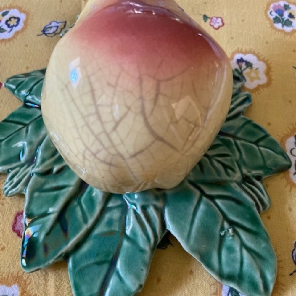 Vintage "Pear" Wall Pocket - Picture 7 of 12
